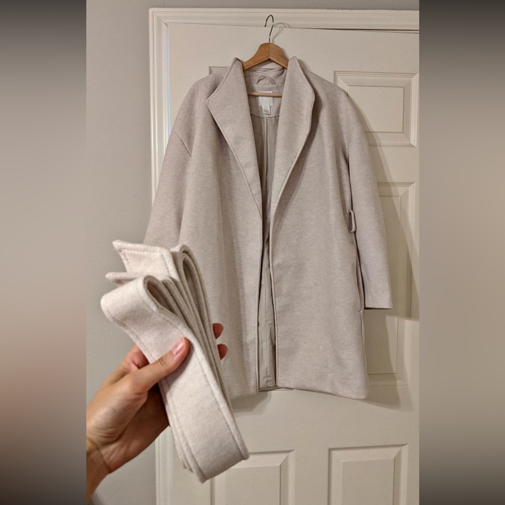 Beige/cream color H&M coat